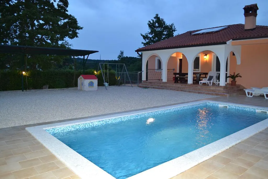 Zahtila Apartment Labin