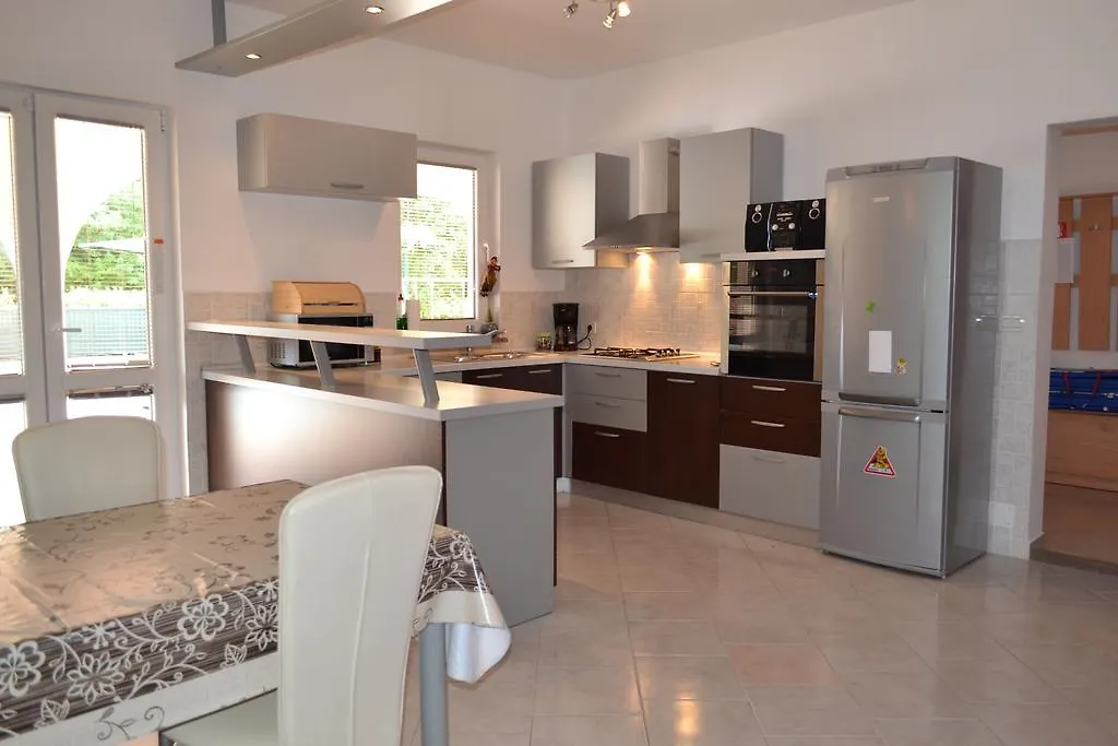 Zahtila Apartment Labin