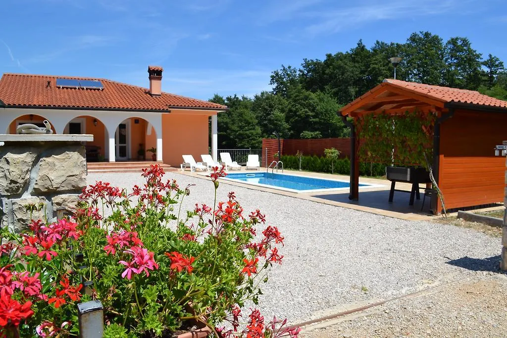 Zahtila Apartment Labin