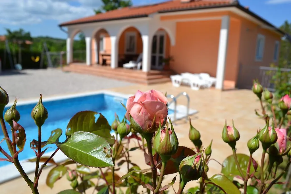 Zahtila Apartment Labin